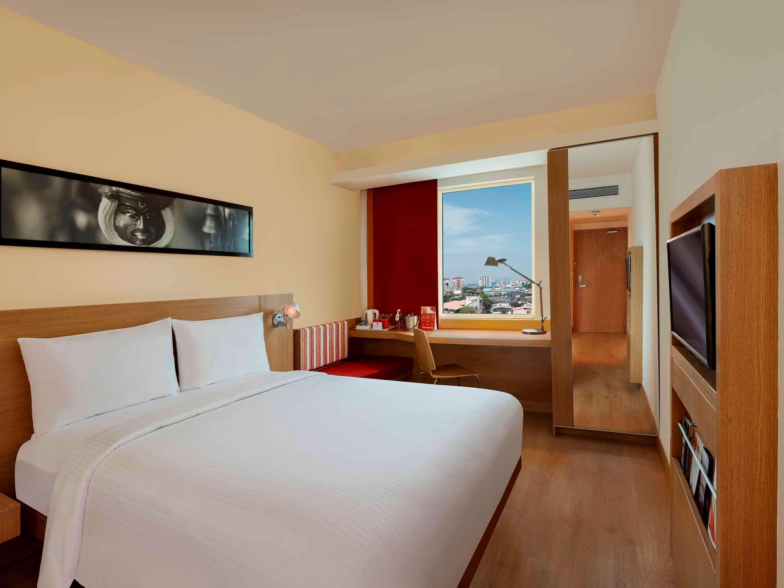 Ibis New Delhi Aerocity - An Accor Brand Exterior photo