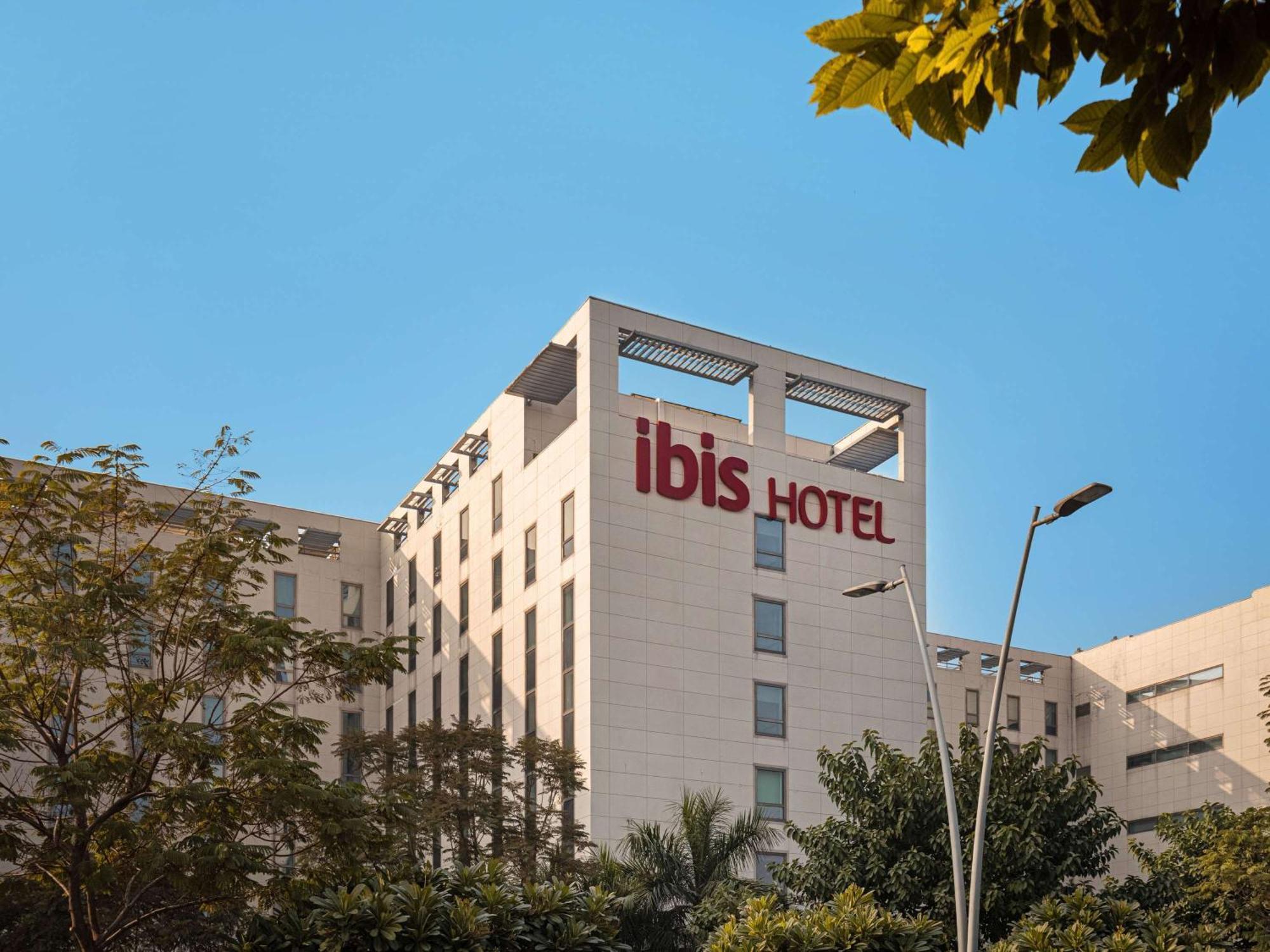 Ibis New Delhi Aerocity - An Accor Brand Exterior photo